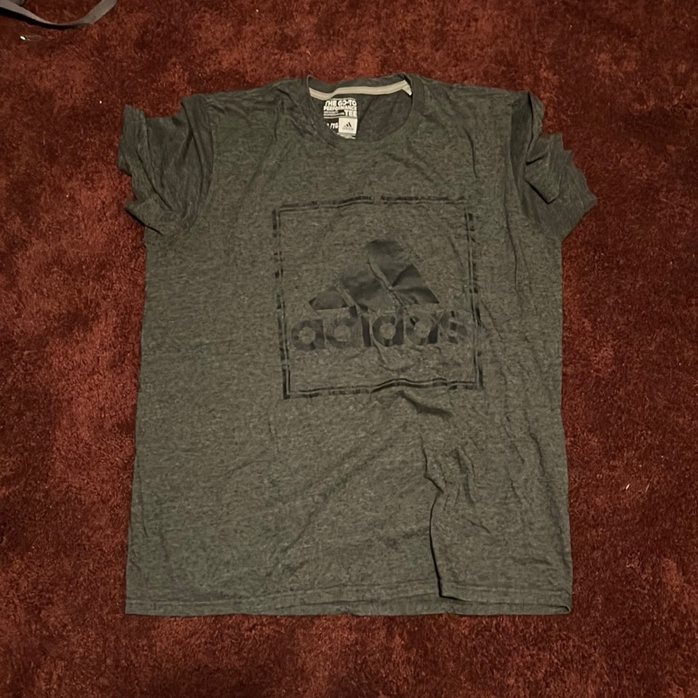 Adidas T-shirt